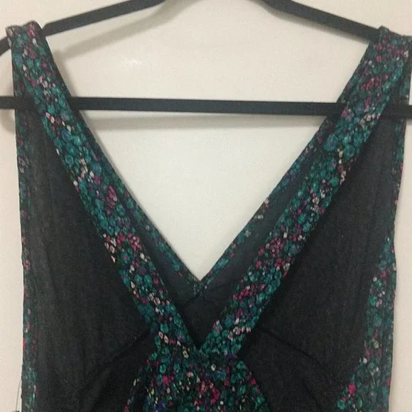 Leith Floral V Neck Ruched Body-con Mini Dress 2x - Picture 9 of 13